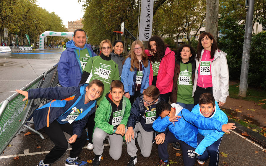 Asistentes a la Marcha Contra el Cáncer de Valladolid