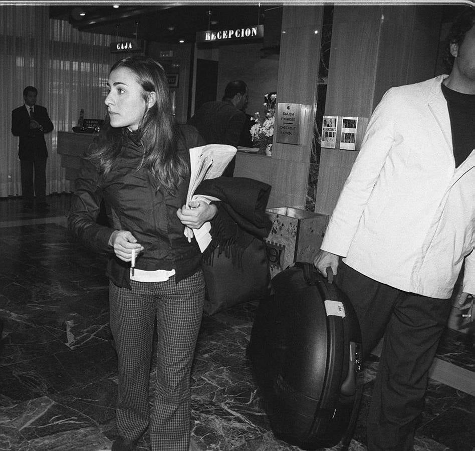 1999. Candela Peña, miembro del jurado de la Seminci 99, a su llegada al hotel.