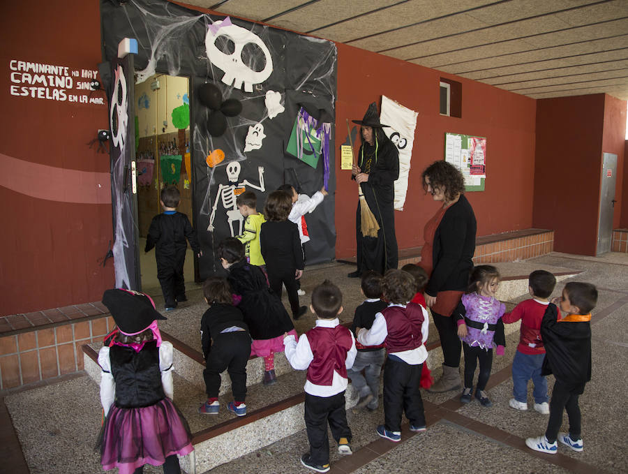 Colegio Antonio Machado, en el barrio de la Pilarica, Valladolid