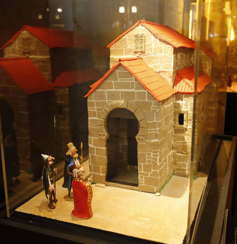 Nuevas maquetas en la exposición permanente de figuras de Plastihistoria de Palencia