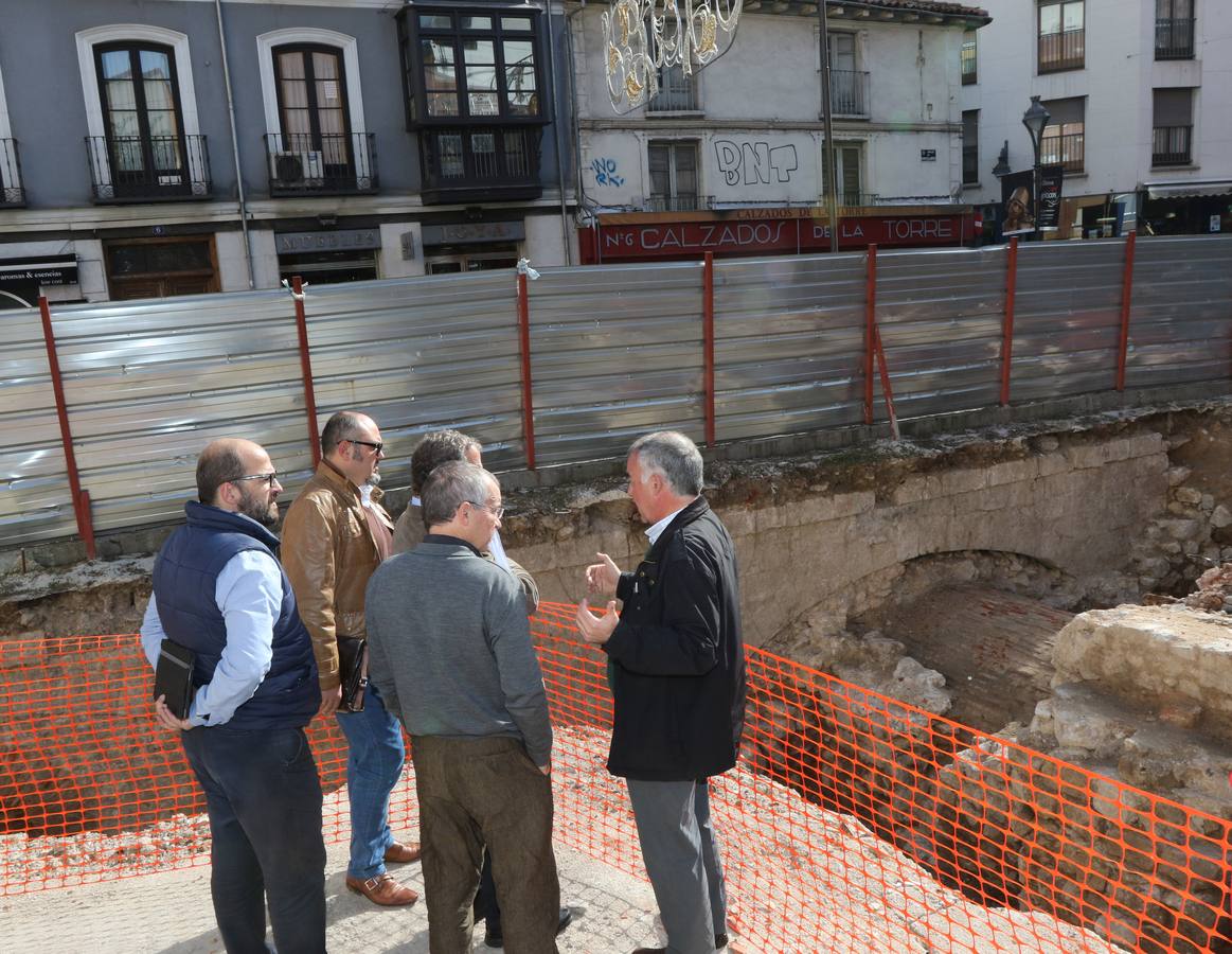 Hallados restos arqueológicos en Bajada de la Libertad