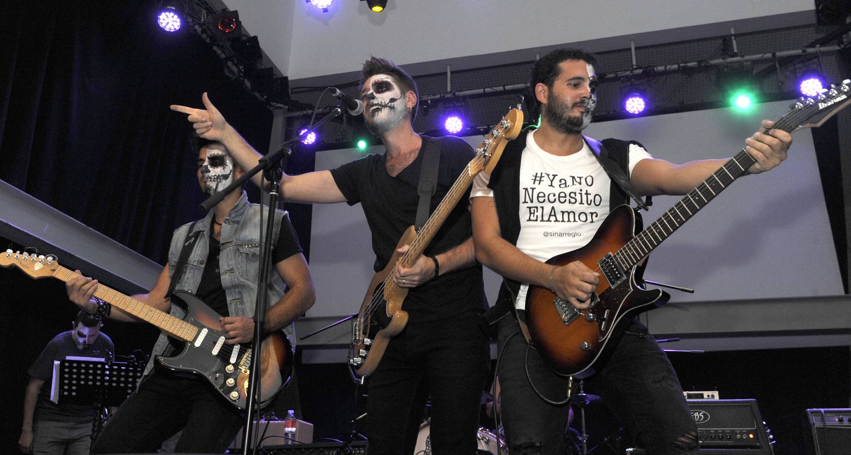 Concierto de Sin Arreglo en el Lava