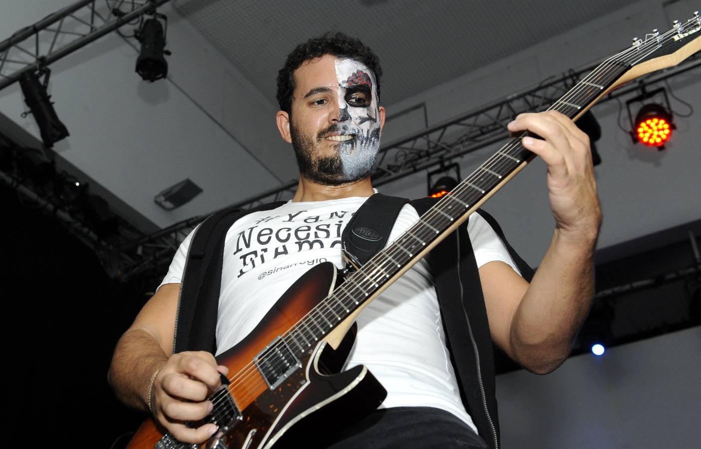 Concierto de Sin Arreglo en el Lava