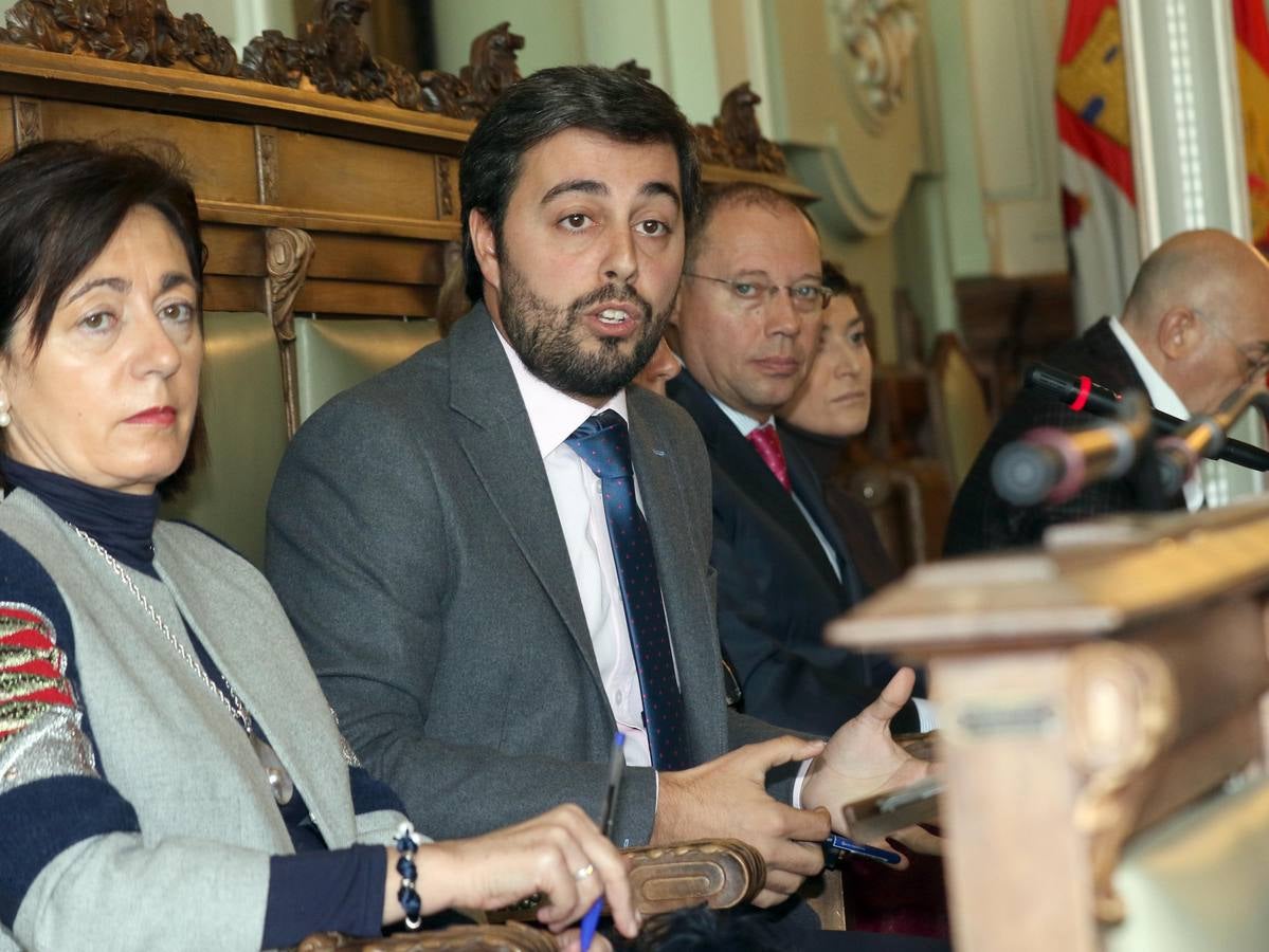 Pleno en el Ayuntamiento de Valladolid