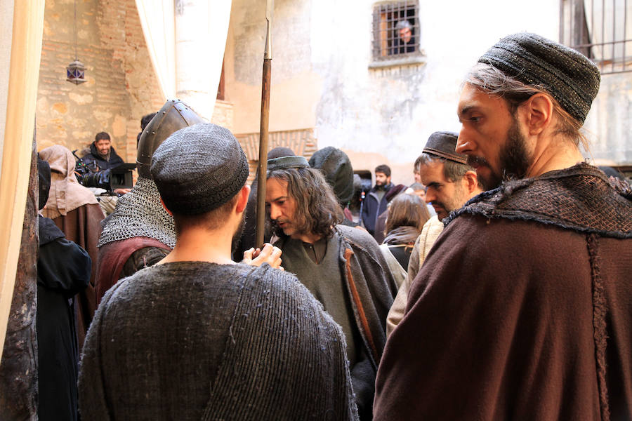 Rodaje de &#039;La Catedral del Mar&#039; en Segovia con Aitor Luna (1/2)