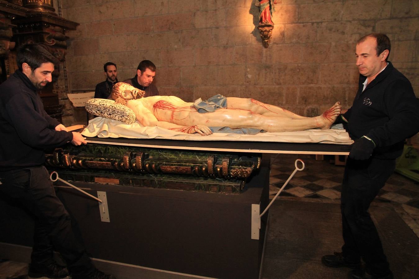 El Cristo Yacente de la Catedral de Segovia viaja a Múnich