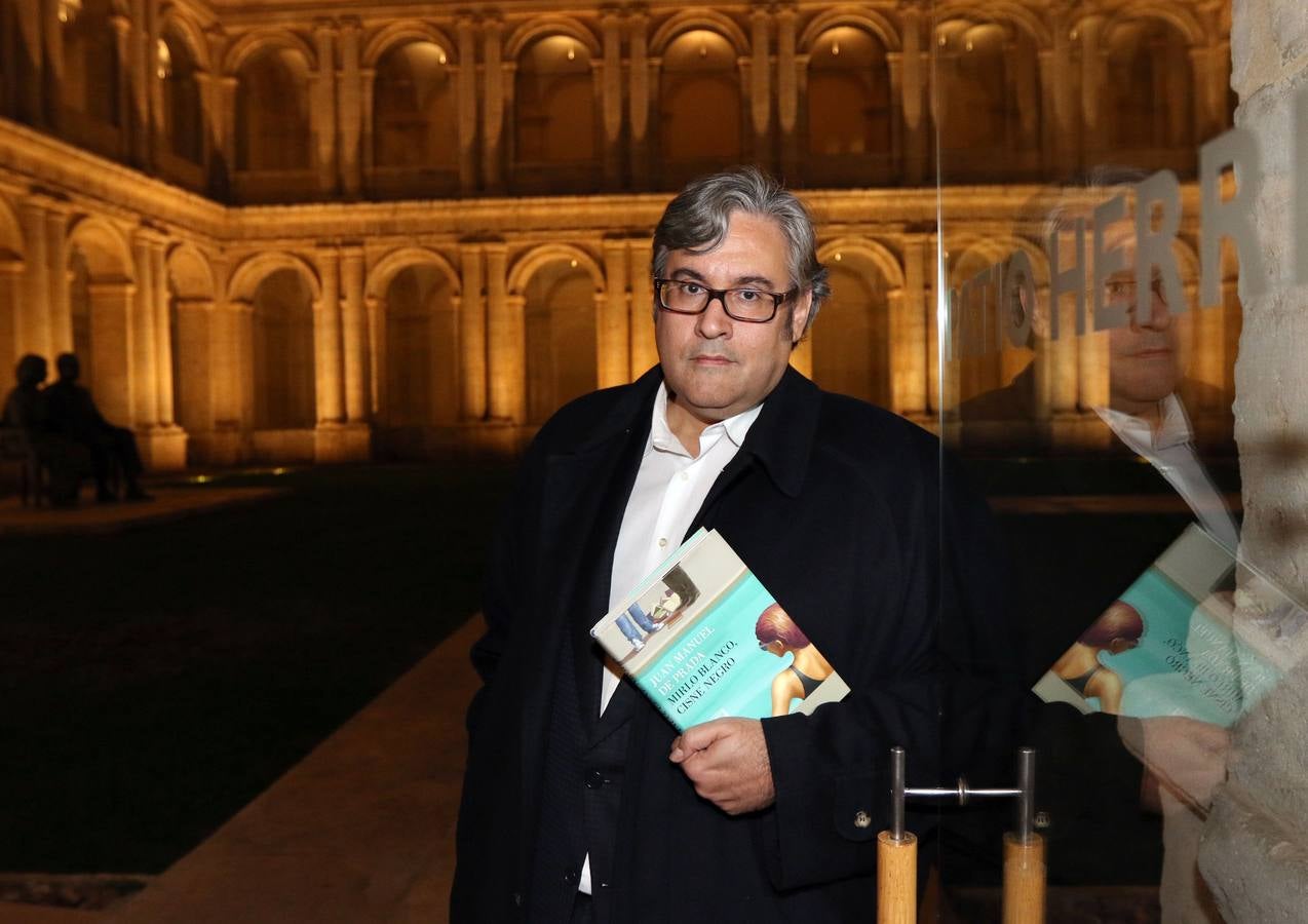 Juan Manuel de Prada, en el Aula de Cultura de El Norte de Castilla