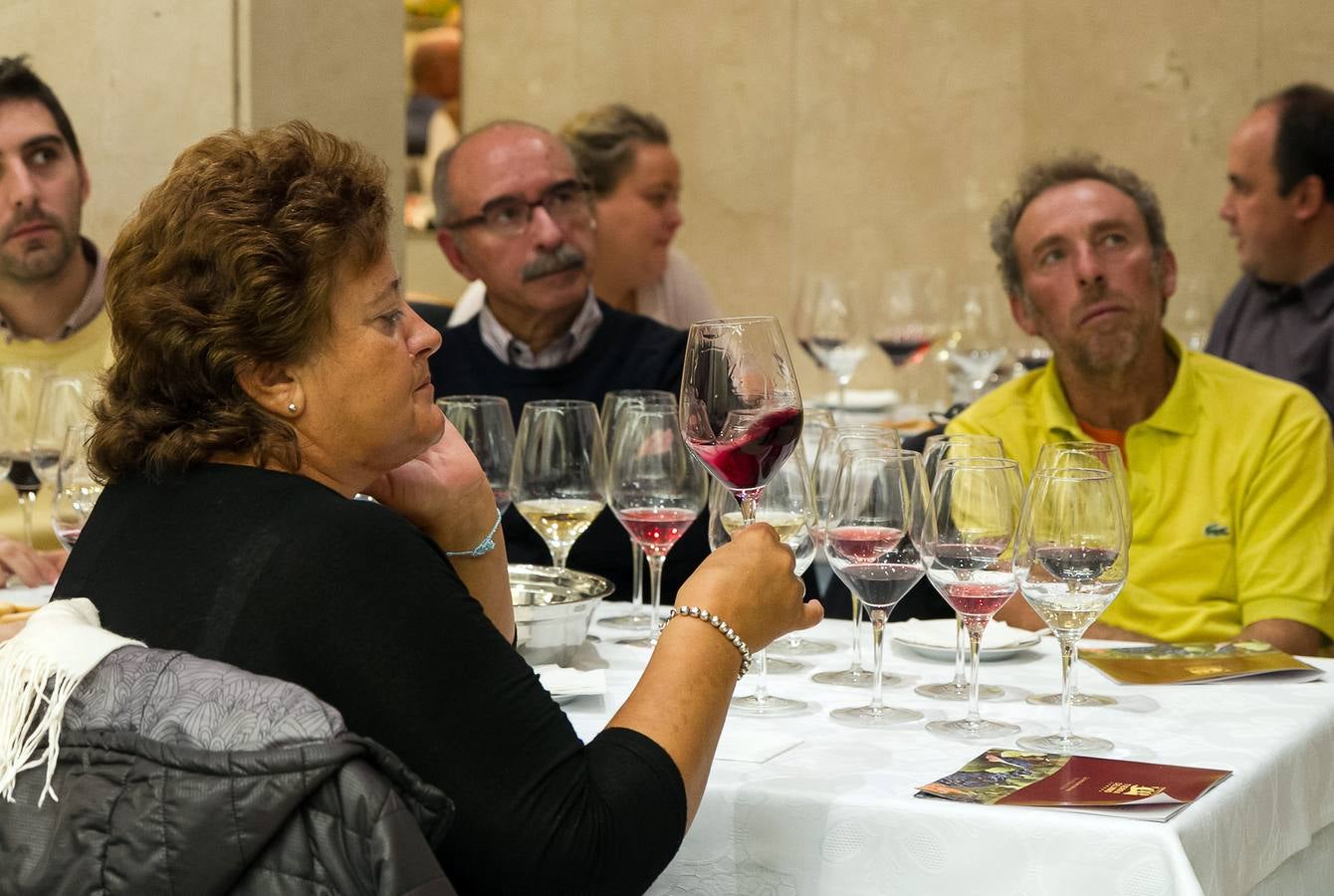 Cata del Otoño Enológico de la Fundacion Caja Rural en el Restaurante La Codorniz