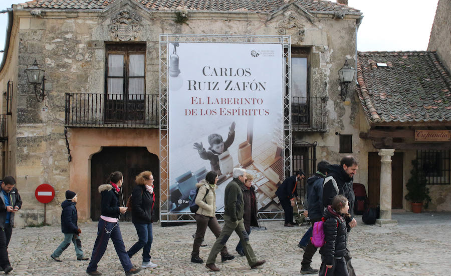 Amazon celebra en Pedraza el quinto aniversario de Kindle en España