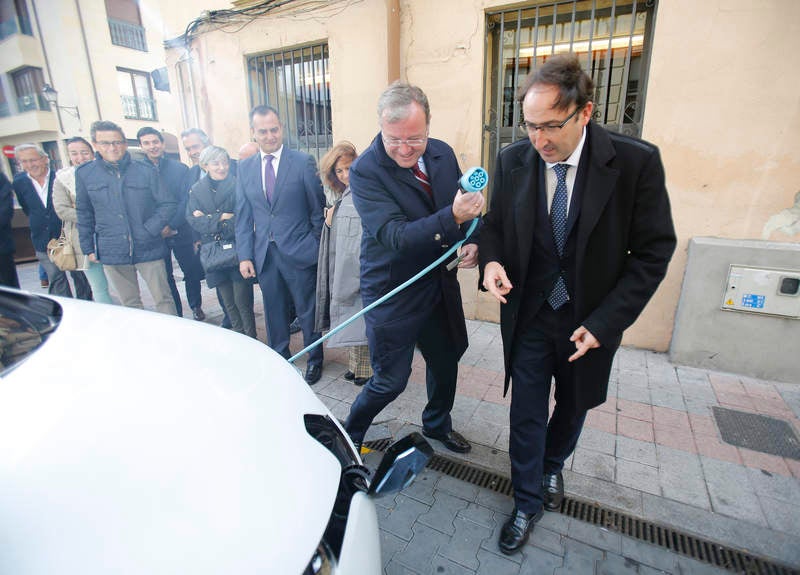 El alcalde de León visita Palencia