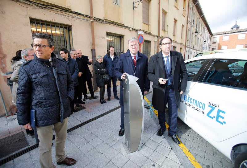 El alcalde de León visita Palencia