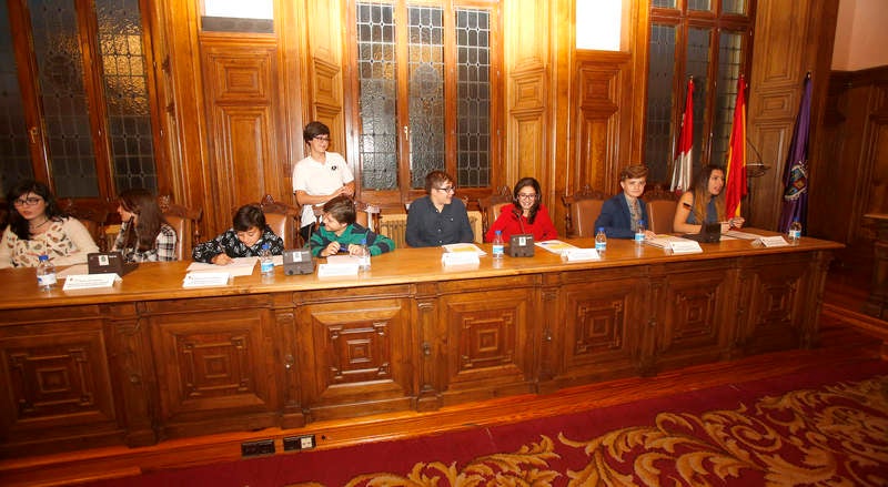 Pleno infantil en el Ayuntamiento de Palencia