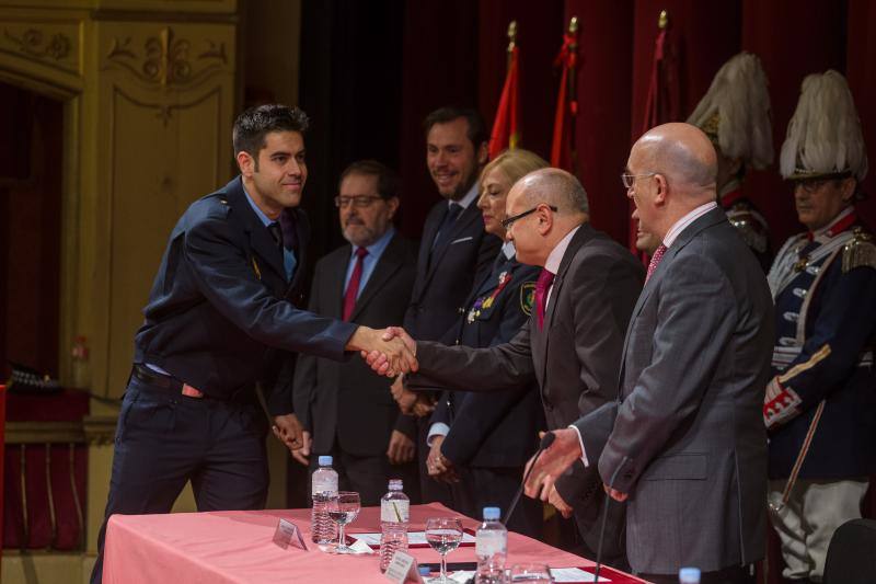 Celebración del Día de la Policía en Valladolid (1/2)