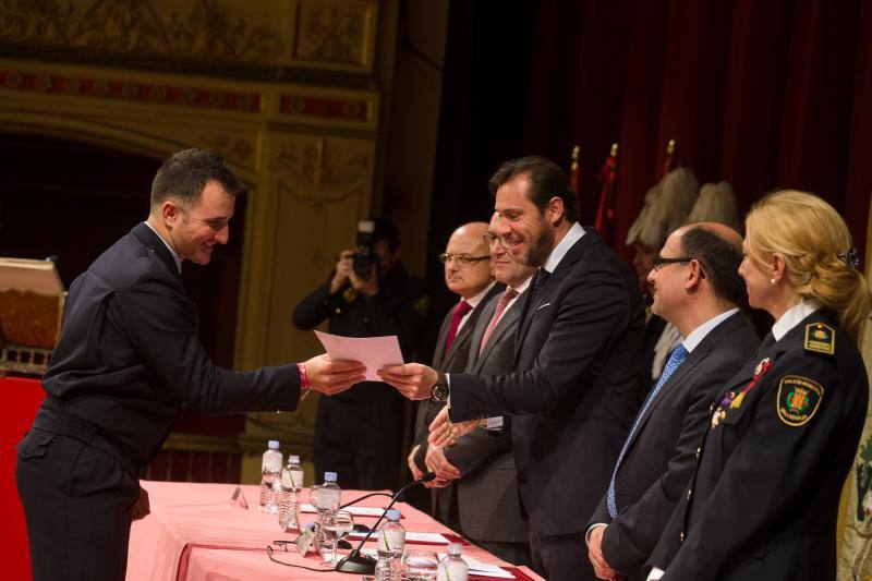 Celebración del Día de la Policía en Valladolid (1/2)