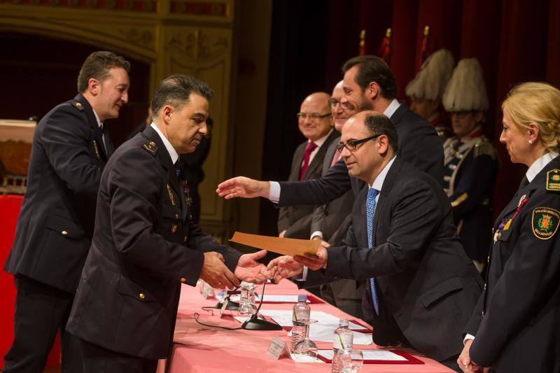 Celebración del Día de la Policía en Valladolid (2/2)