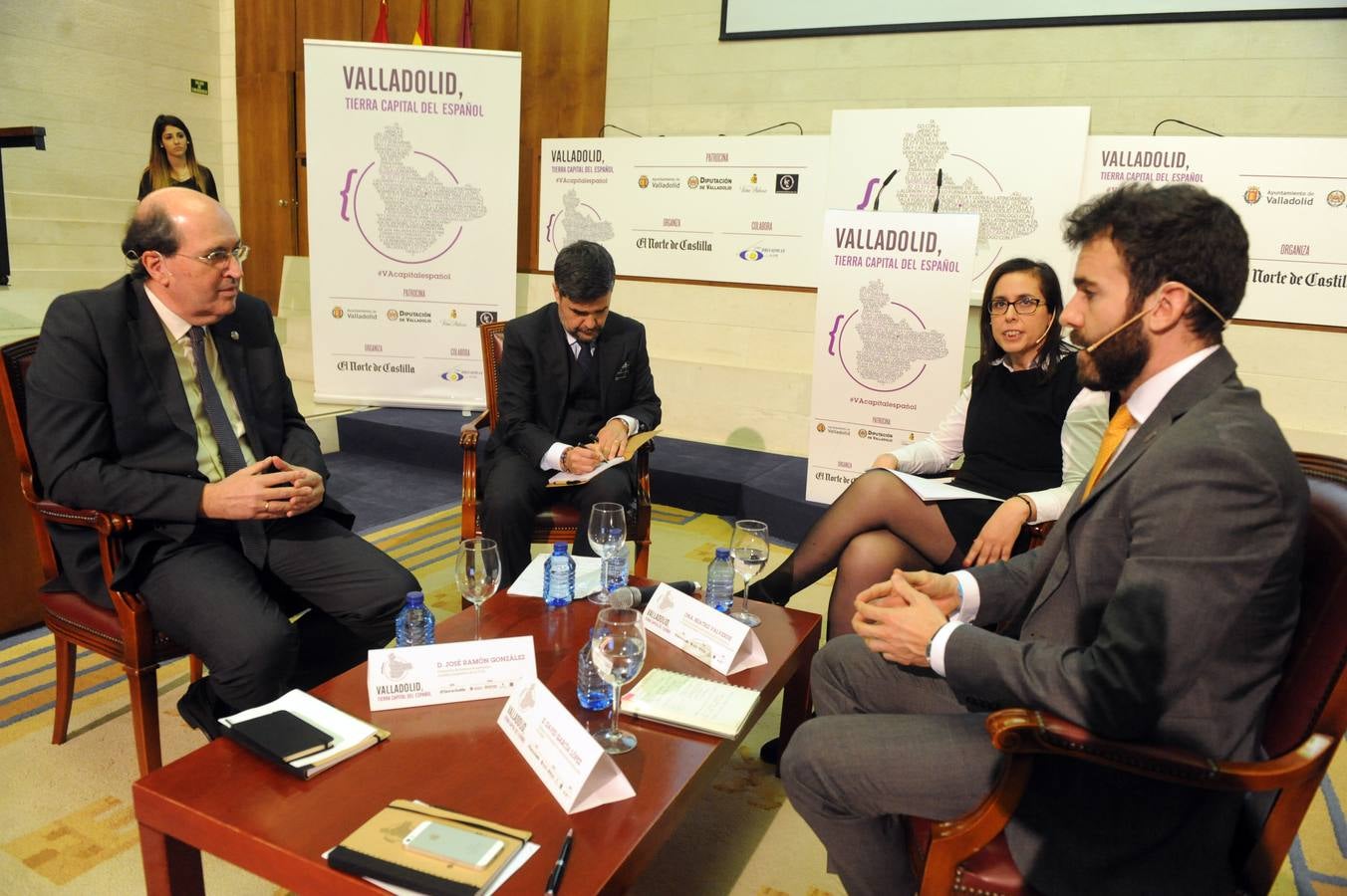 Segunda mesa redonda de las jornadas &#039;Valladolid, Tierra Capital del Español&#039; organizadas por El Norte de Castilla