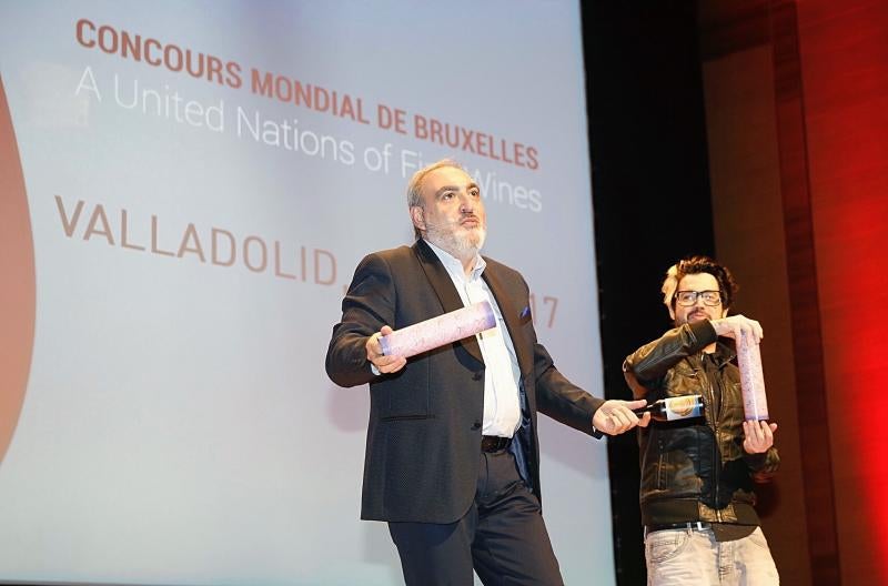 Gala de presentación del Concurso Mundial de Bruselas en el Centro Cultural Miguel Delibes de Valladolid