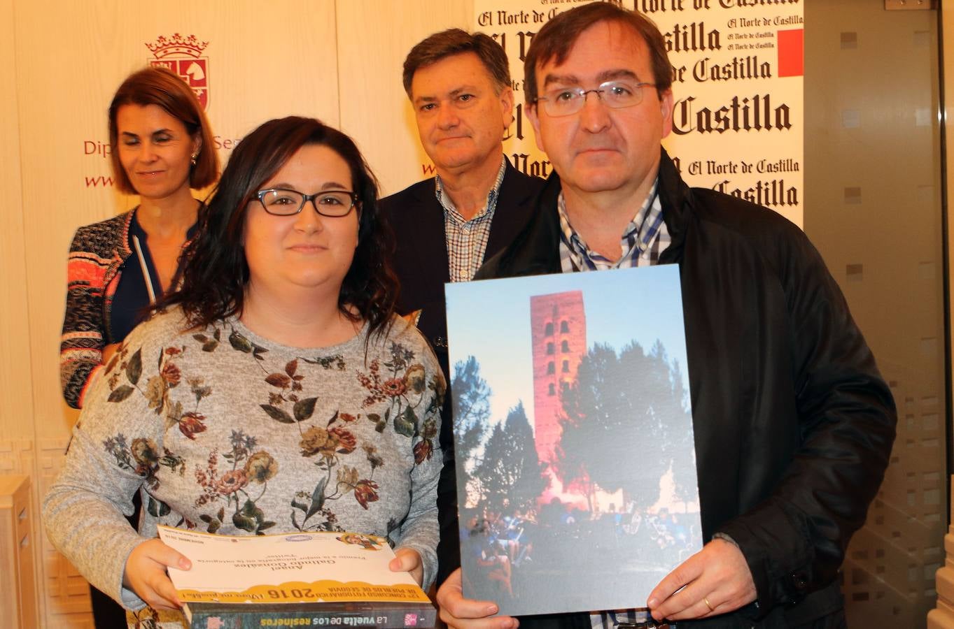 Entrega de premios del concurso fotográfico ¡Viva mi pueblo!