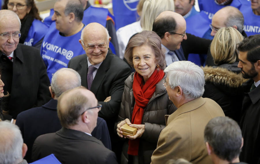 Visita de la Reina Sofía al Banco de Alimentos de Salamanca