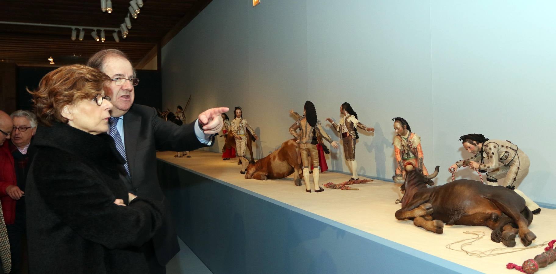 Juan Vicente Herrera inaugura la exposición &#039;Armarse a la suerte&#039; en el Museo Nacional de Escultura de Valladolid