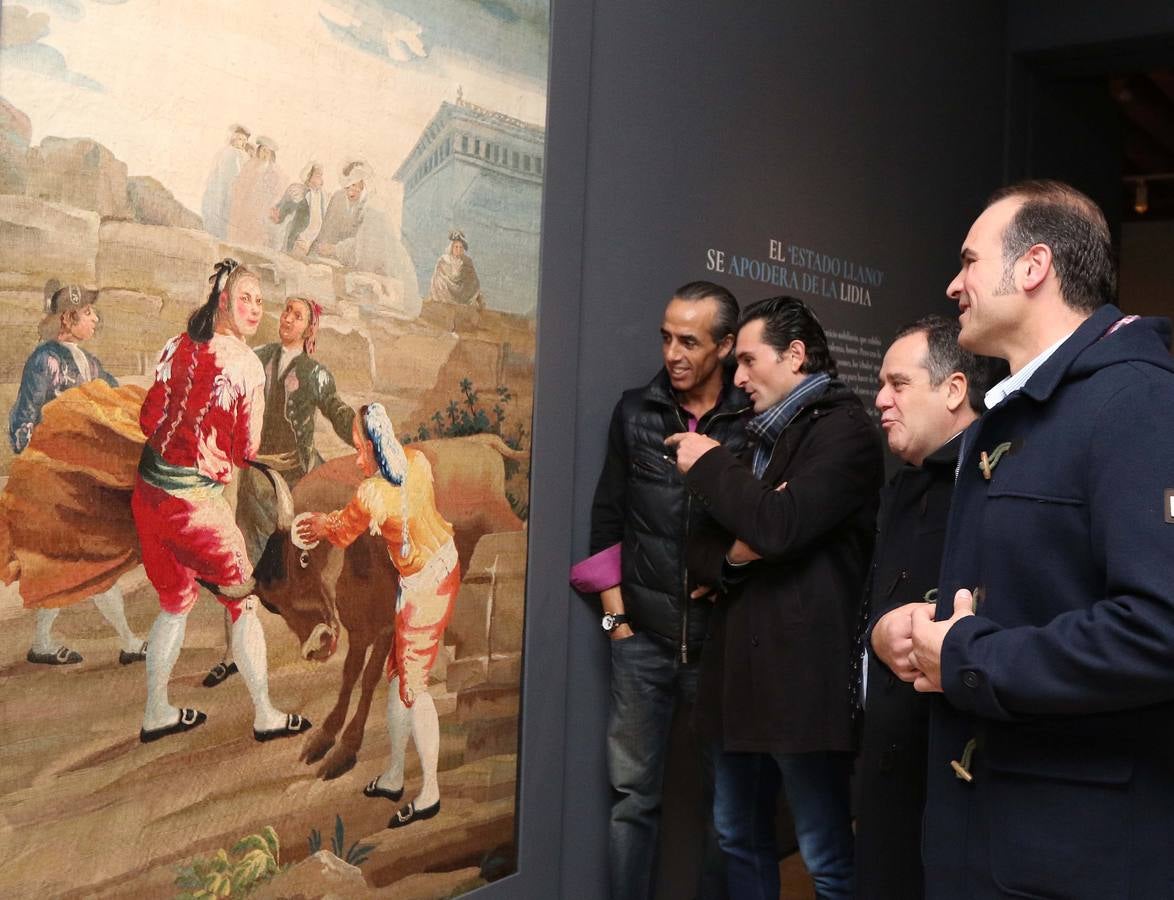 Juan Vicente Herrera inaugura la exposición &#039;Armarse a la suerte&#039; en el Museo Nacional de Escultura de Valladolid