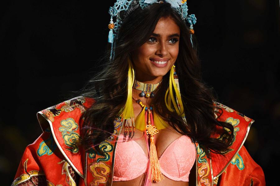 Desfile de Victoria&#039;s Secret 2016 en París (1/2)