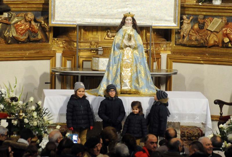 Subida a la ermita de Nuestra Señora de la Concepción de la Virgen de los Pegotes en Nava del Rey
