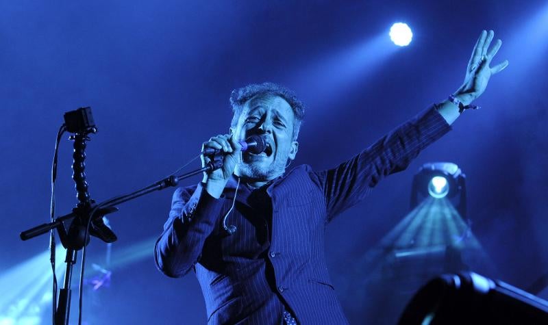 Love of lesbian.