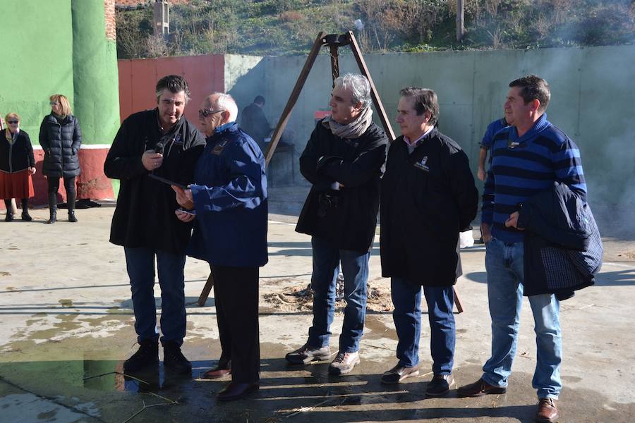 Matanza tradicional en Macotera, Salamanca