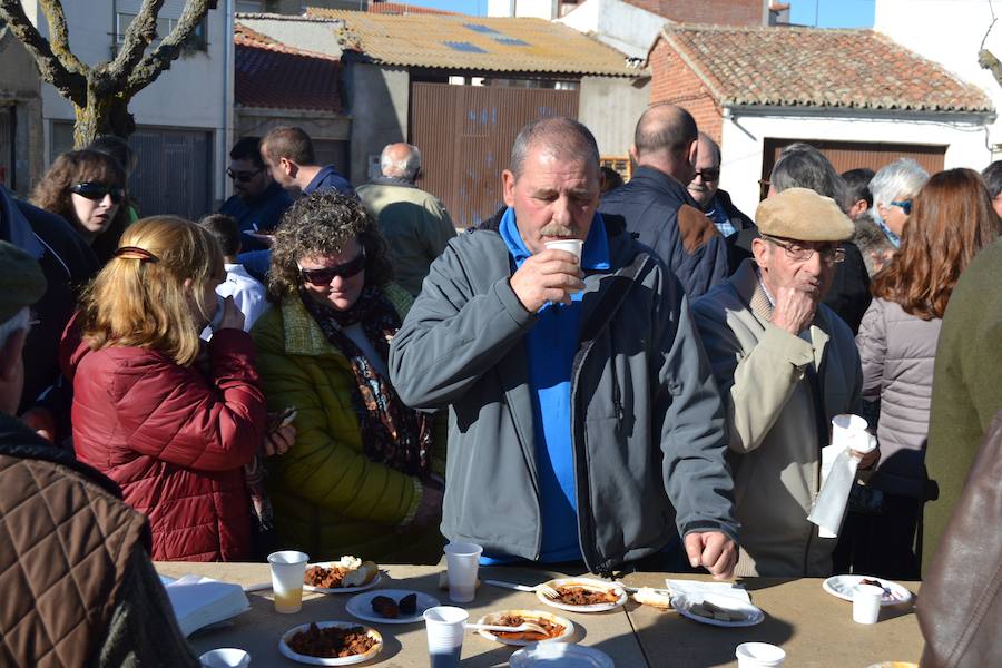Matanza tradicional en Macotera, Salamanca