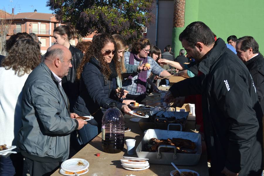 Matanza tradicional en Macotera, Salamanca