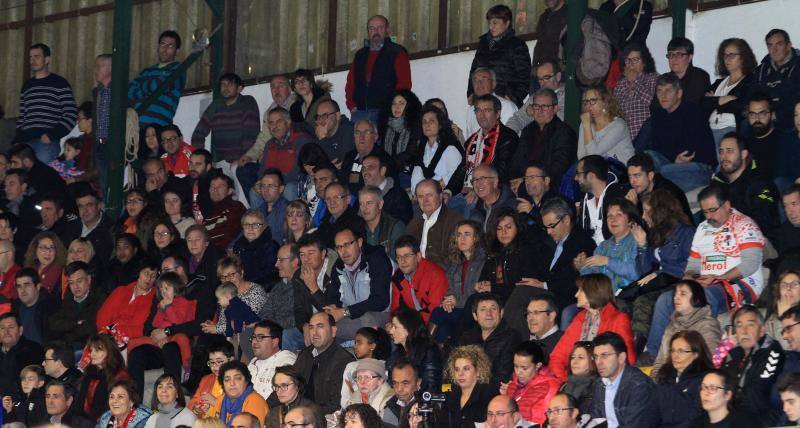 Partido del Viveros Herol BM Nava contra el Gijón Jovellanos