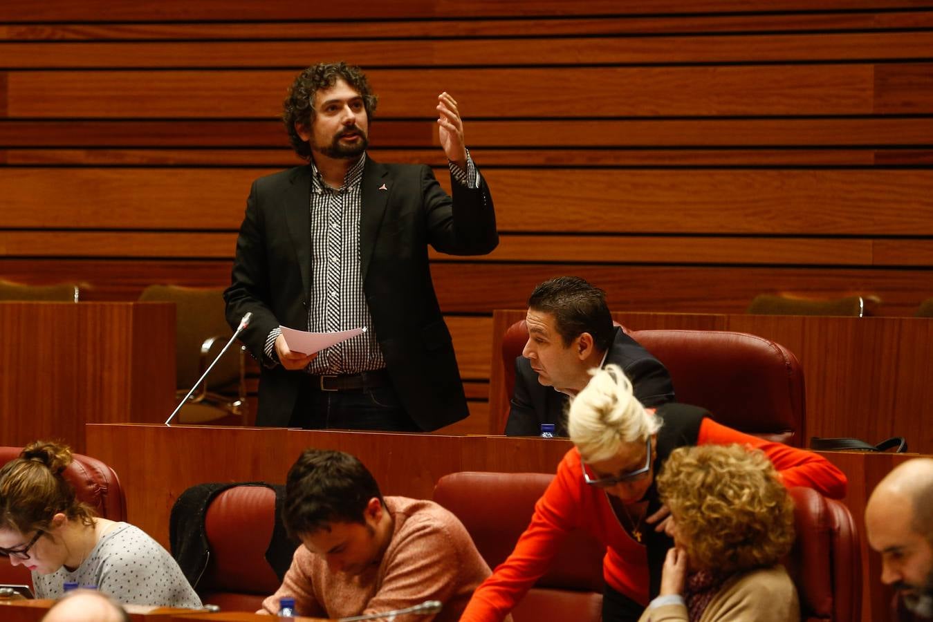 Pleno en las Cortes de Castilla y León