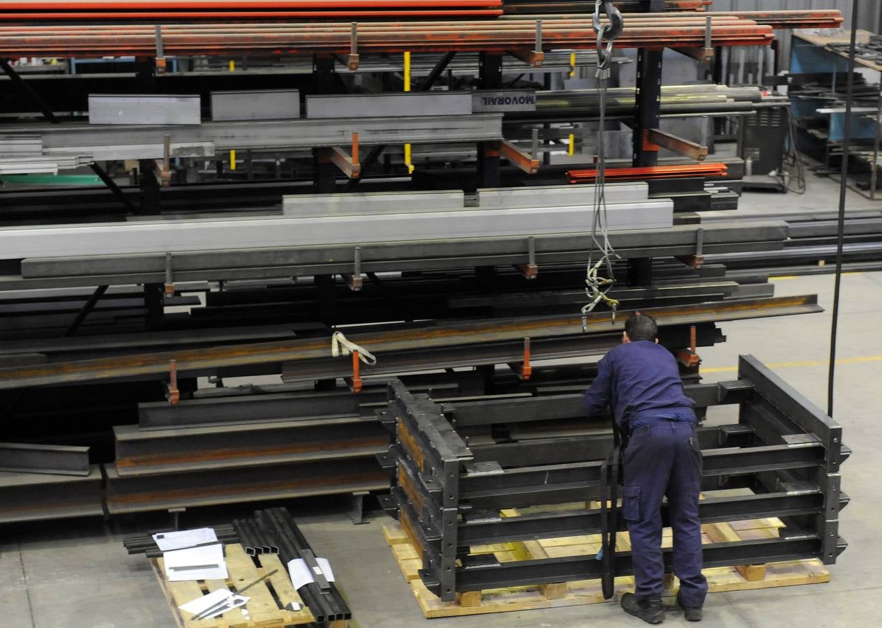 Alumnos del colegio Nuestra Señora de Lourdes visitan las instalaciones de Ibermaq dentro del programa STARTinnova