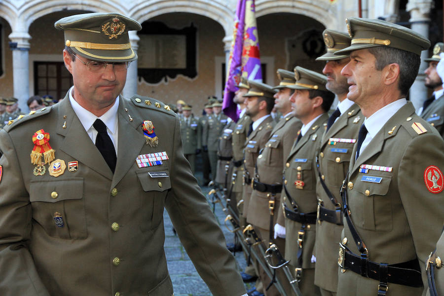 Toma de posesión del nuevo director de la Academia de Artillería, José María Martínez Ferrer