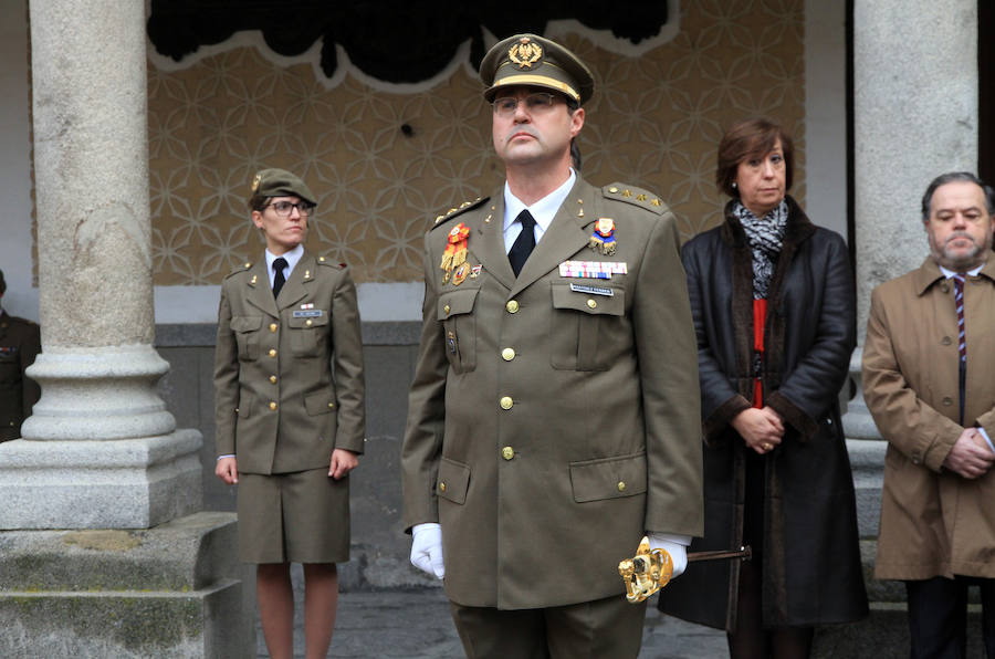 Toma de posesión del nuevo director de la Academia de Artillería, José María Martínez Ferrer