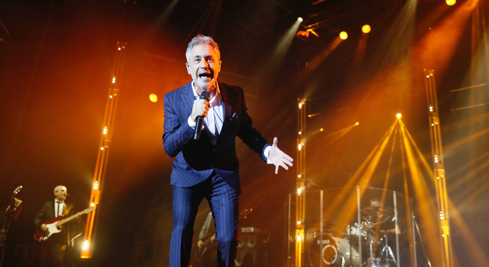 Sergio Dalma cierra su gira 2016 en Valladolid con un aforo entregado