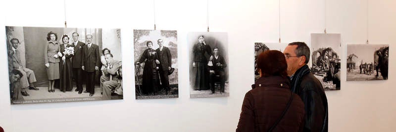 Inauguración en Palencia de la exposición &#039;Álvaro de Castro. Dos fotógrafos de Ampudia&#039;