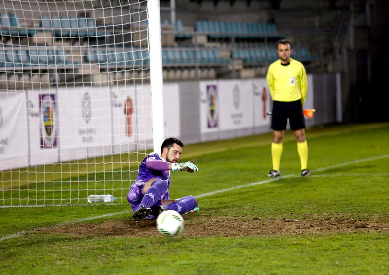 El Jumilla se lleva el triunfo en el triangular con el Deportivo Palencia y el Miami United