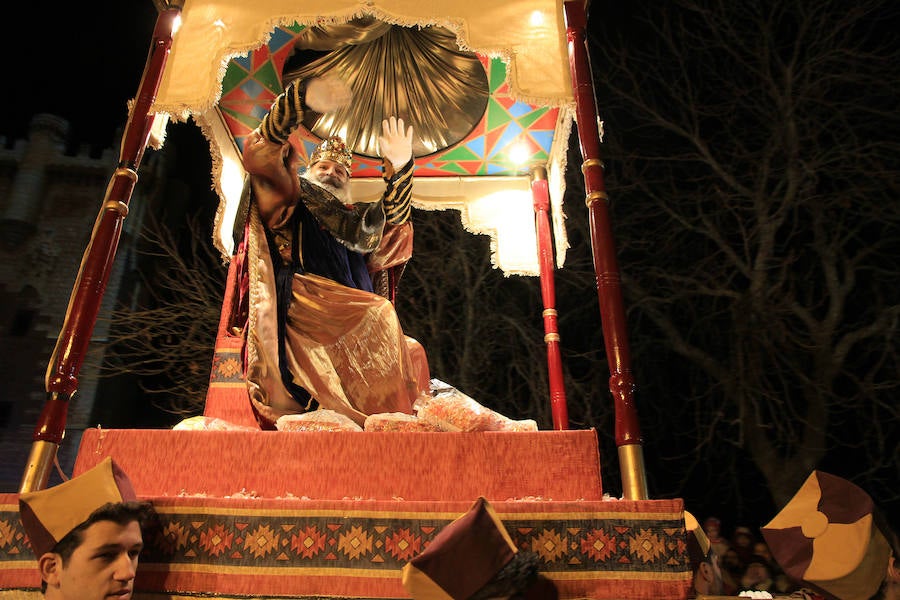 Cabalgata de Reyes en Segovia (1/2)