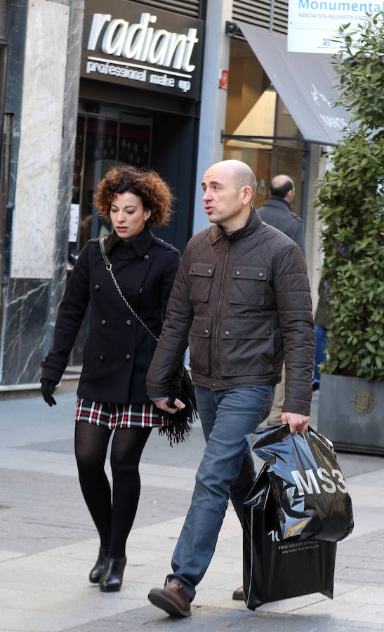 Primer día de rebajas de invierno en Valladolid