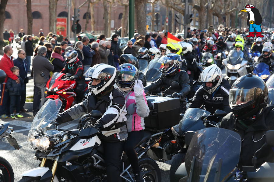 Ambiente en el desfile de banderas de Pingüinos en Valladolid (Parte 3)