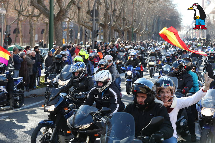 Ambiente en el desfile de banderas de Pingüinos en Valladolid (Parte 3)