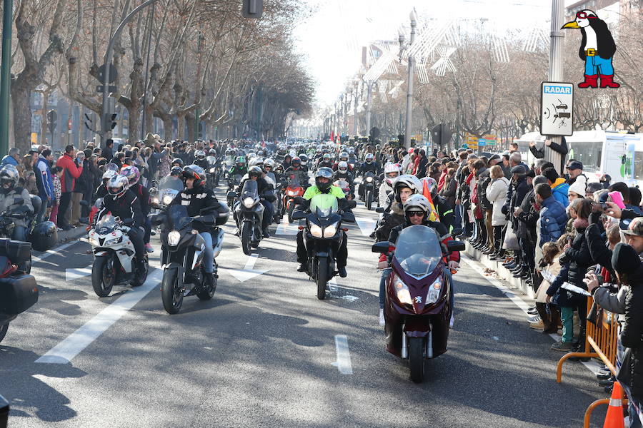 Ambiente en el desfile de banderas de Pingüinos en Valladolid (Parte 6)