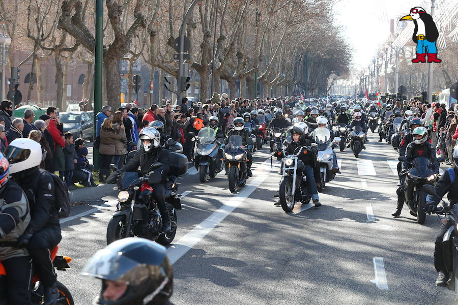 Ambiente en el desfile de banderas de Pingüinos en Valladolid (Parte 6)