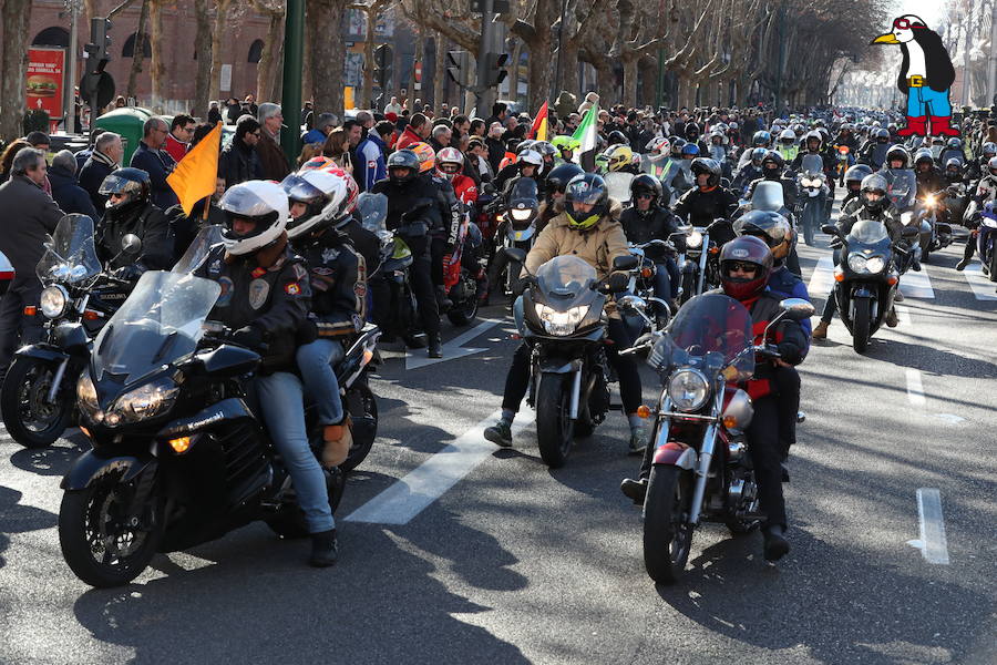 Ambiente en el desfile de banderas de Pingüinos en Valladolid (Parte 6)