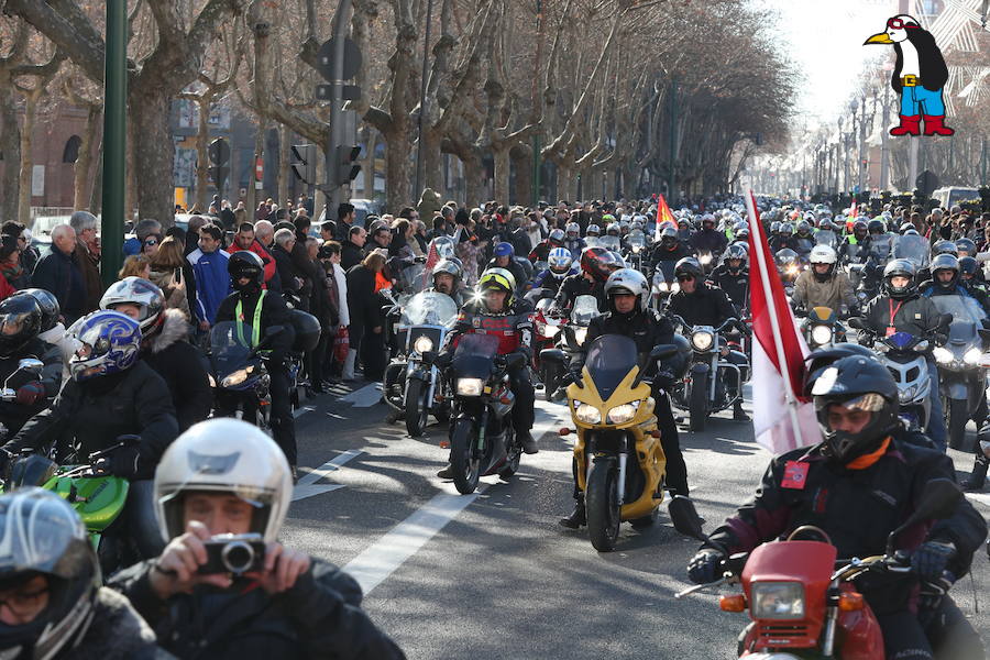 Ambiente en el desfile de banderas de Pingüinos en Valladolid (Parte 6)