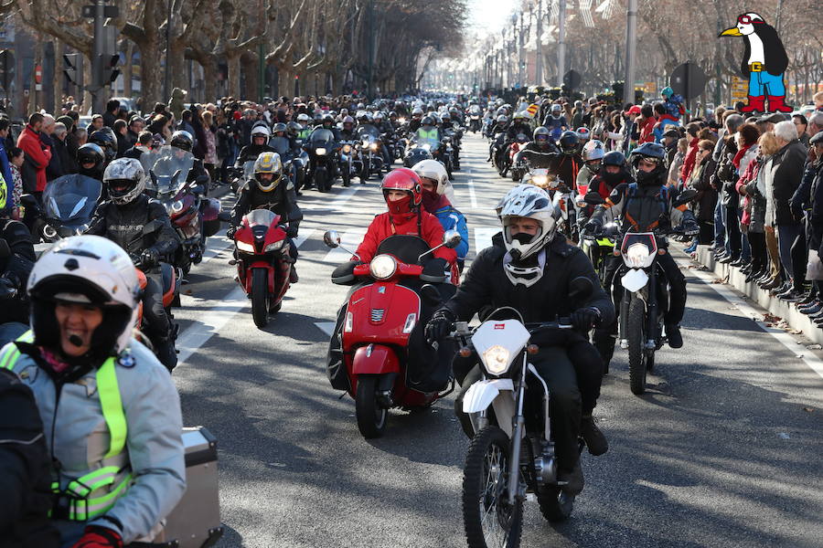 Ambiente en el desfile de banderas de Pingüinos en Valladolid (Parte 6)