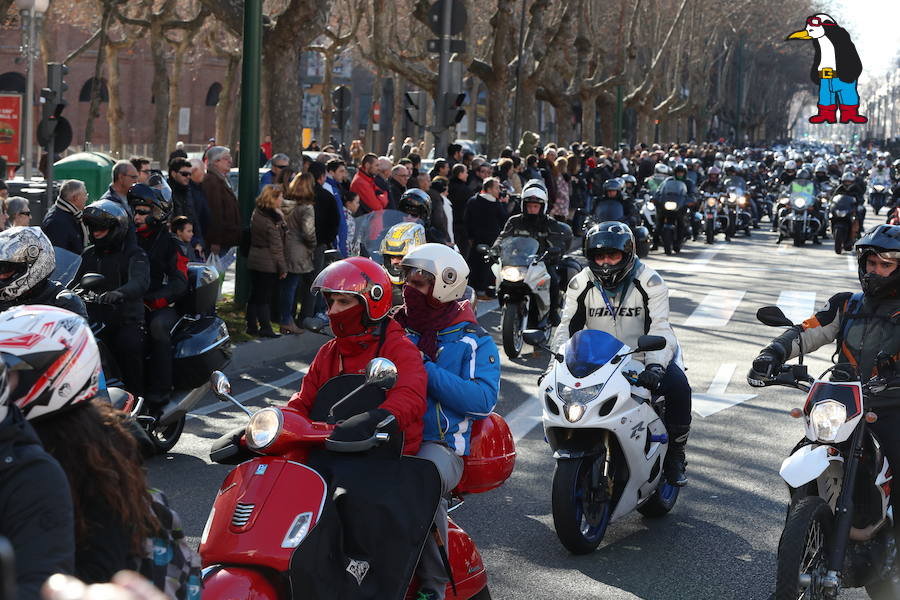 Ambiente en el desfile de banderas de Pingüinos en Valladolid (Parte 6)