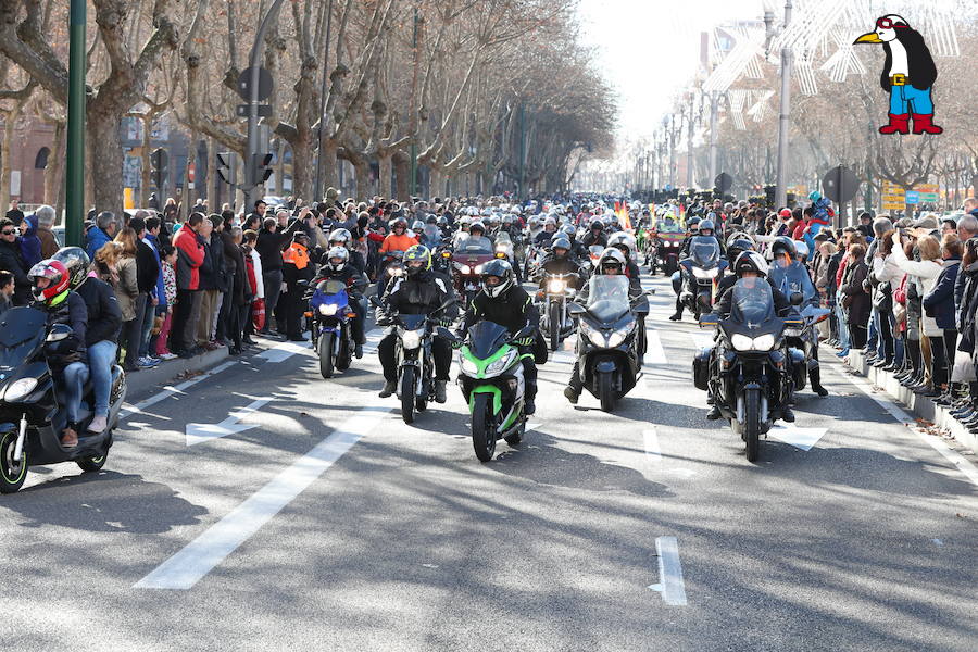 Ambiente en el desfile de banderas de Pingüinos en Valladolid (Parte 7)